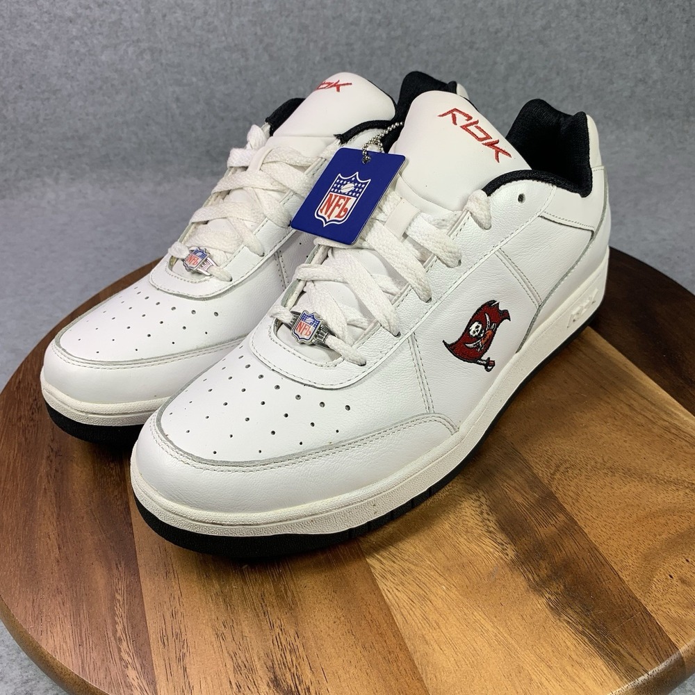 Vintage Reebok Shoes Men 13.5 NFL Tampa Bay Buccaneers Size‎ White Sneakers NEW
